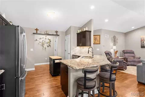 Kitchen - 660 Willowbrook Way, O'fallon, IL 62269 photo 2 of 5