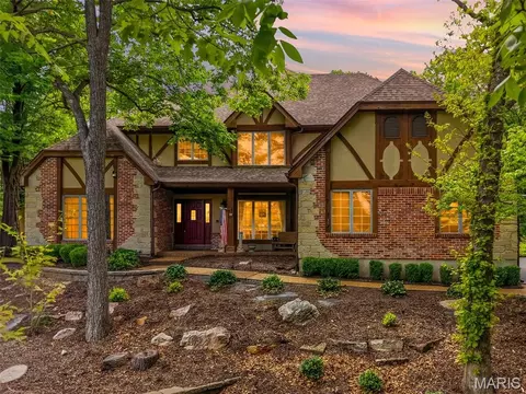 17954 Saddle Horn Rd, Wildwood, MO 63038