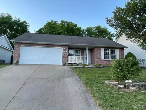718 Fairway Blvd, Cape Girardeau, MO 63701