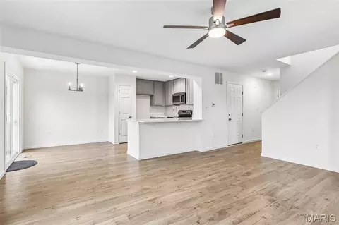 Living - 3182 White Pine Dr, Imperial, MO 63052 photo 2 of 2