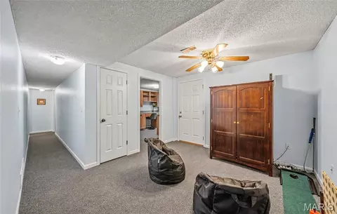 Entry Way - 105 Heather Ct, Saint Robert, MO 65584 photo 1 of 2
