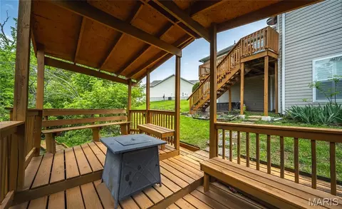 Exterior - 105 Heather Ct, Saint Robert, MO 65584 photo 6 of 11
