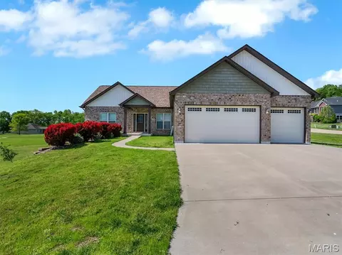105 Ridgeview Oaks Dr, Washington, MO 63090