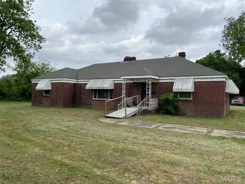 803 N Walnut, Steele, MO 63877