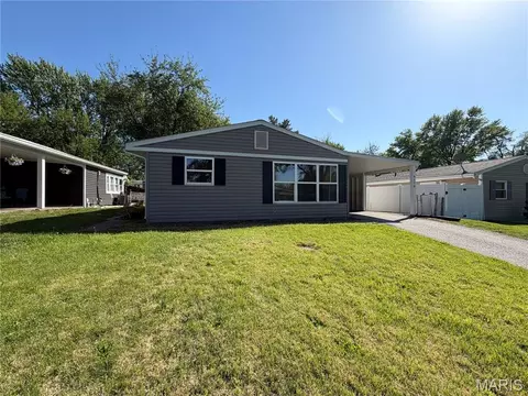 9170 Harold Dr, Woodson Terrace, MO 63134