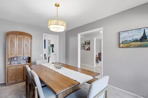 Dining - 814 Phaeton Dr, Manchester, MO 63021 photo 4 of 4