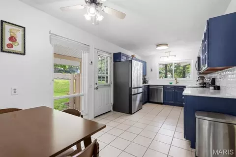 Kitchen - 814 Phaeton Dr, Manchester, MO 63021 photo 1 of 4