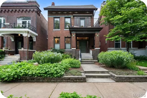 4254 Arsenal St, Saint Louis, MO 63116