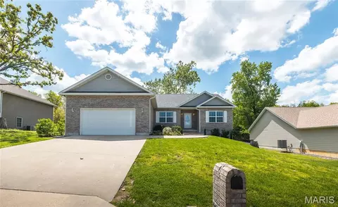 308 Dana Renee Dr, Rolla, MO 65401