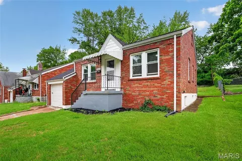7054 Minnie Ave, Saint Louis, MO 63136