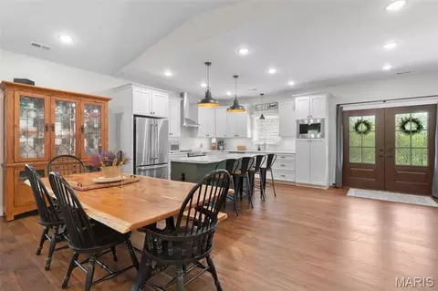 Dining - 7705 Antioch Rd, Gerald, MO 63037 photo 1 of 3