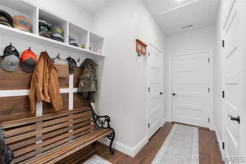 Entry Way - 7705 Antioch Rd, Gerald, MO 63037 photo 1 of 3