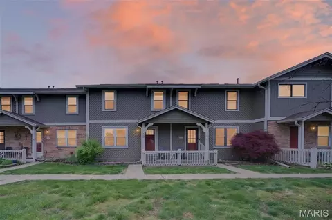 12 Catamaran Dr, Lake Saint Louis, MO 63367