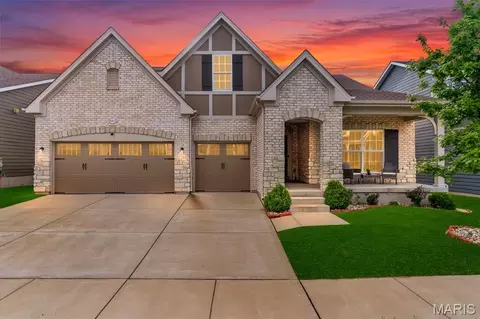 16920 Red Dragon Pl, Wildwood, MO 63011