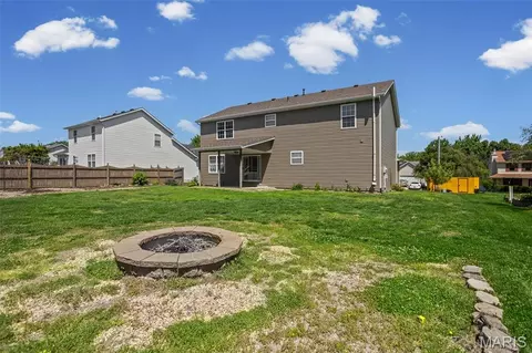 Exterior - 343 Moultrie Ln, O'fallon, IL 62269 photo 10 of 11