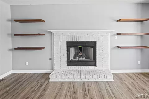 Living - 343 Moultrie Ln, O'fallon, IL 62269 photo 12 of 17