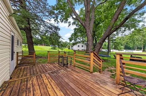 Exterior - 457 Vail Ct, Ballwin, MO 63021 photo 2 of 7