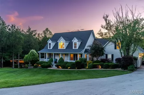 327 Hickory Spring Ln, Union, MO 63084