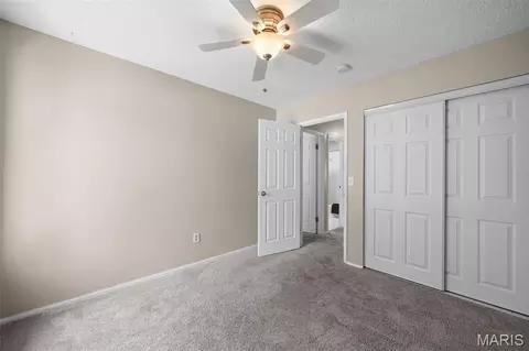 Bedroom - 1437 Sunnytree Ln, Ballwin, MO 63021 photo 6 of 6