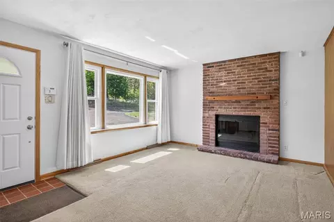 Living - 6525 Antire Rd, High Ridge, MO 63049 photo 1 of 5