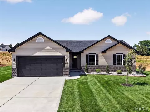 18815 Addi Dr, Warrenton, MO 63383