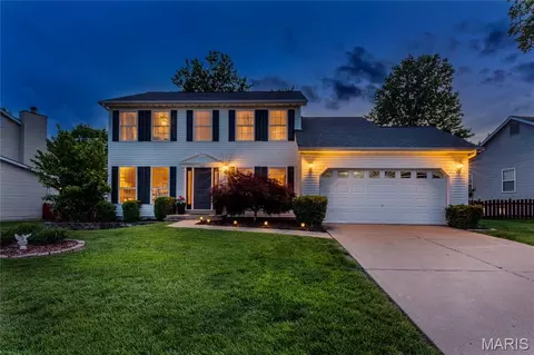 1455 Amber Wave Dr, O'fallon, MO 63366