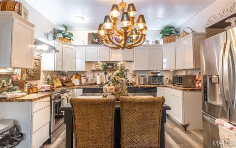Kitchen - 11985 3rd St, Jerome, MO 65529 photo 2 of 3