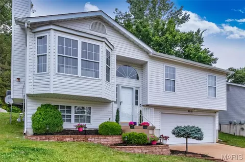 Exterior - 4061 Whitehall Dr, Arnold, MO 63010 photo 2 of 13