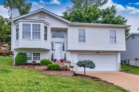 4061 Whitehall Dr, Arnold, MO 63010