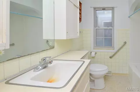 Bath - 109 E Jefferson St, O'fallon, IL 62269 photo 1 of 4