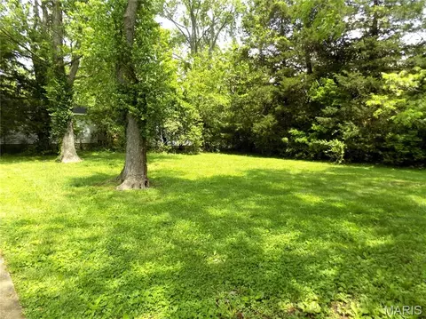 Exterior - 208 N Walnut St, Rolla, MO 65401 photo 3 of 7