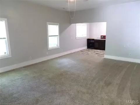 Living - 208 N Walnut St, Rolla, MO 65401 photo 2 of 3