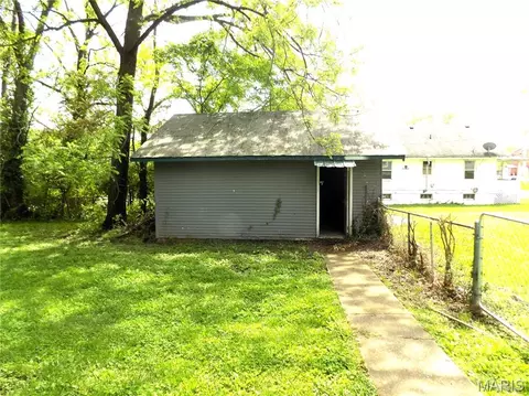 Exterior - 208 N Walnut St, Rolla, MO 65401 photo 6 of 7