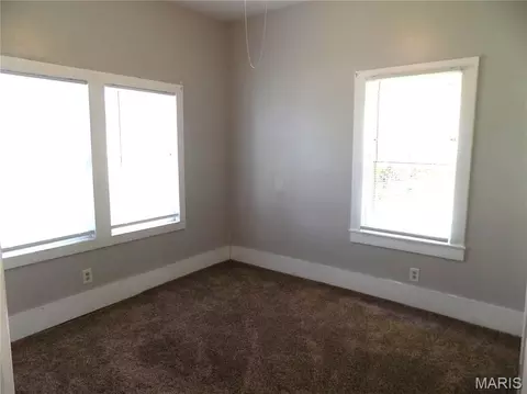 Bedroom - 208 N Walnut St, Rolla, MO 65401 photo 1 of 4