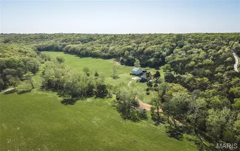 2288 Highway Y, Belle, MO 65013