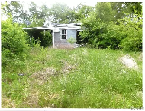 5712 Portland Pl, Washington Park, IL 62204