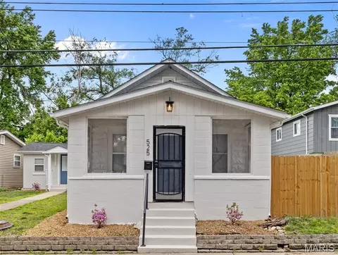 525 S Adams St, Festus, MO 63028