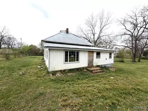 410 E 3rd St, Mountain View, MO 65548 photo 5