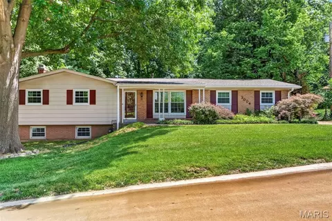 3004 Arrow Rock Dr, Saint Charles, MO 63303