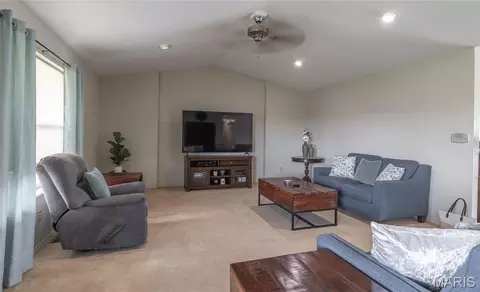Living - 1560 Hinson Ln, Saint Clair, MO 63077 photo 3 of 3