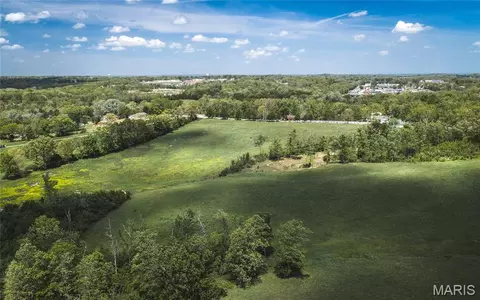 Other - 1560 Hinson Ln, Saint Clair, MO 63077 photo 7 of 32