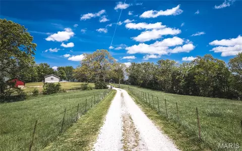 Other - 1560 Hinson Ln, Saint Clair, MO 63077 photo 3 of 32