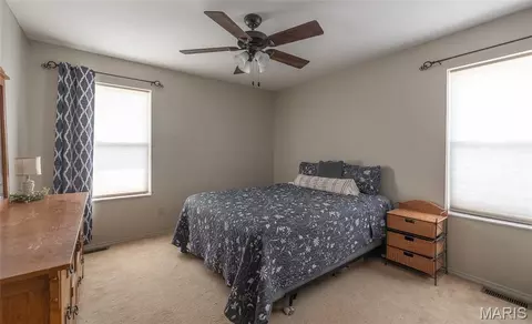 Bedroom - 1560 Hinson Ln, Saint Clair, MO 63077 photo 6 of 9
