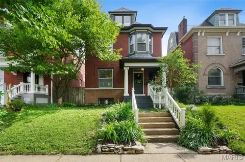 3650 Juniata St, Saint Louis, MO 63116