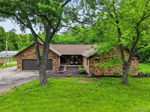 1510 Highway Dd, Defiance, MO 63341
