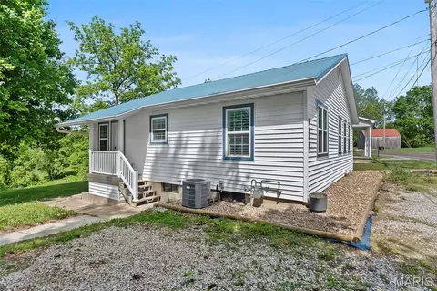 8600 Main St, Altenburg, MO 63732
