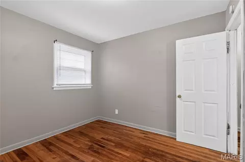 Bedroom - 236 Forestwood Dr, Saint Louis, MO 63135 photo 3 of 7