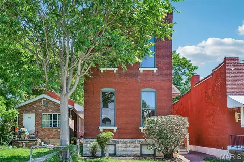 3166 Pennsylvania Ave, Saint Louis, MO 63118