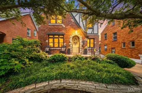 7835 Cornell Ave, University City, MO 63130