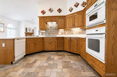 Kitchen - 128 Callaway Ct, O'fallon, IL 62269 photo 1 of 3